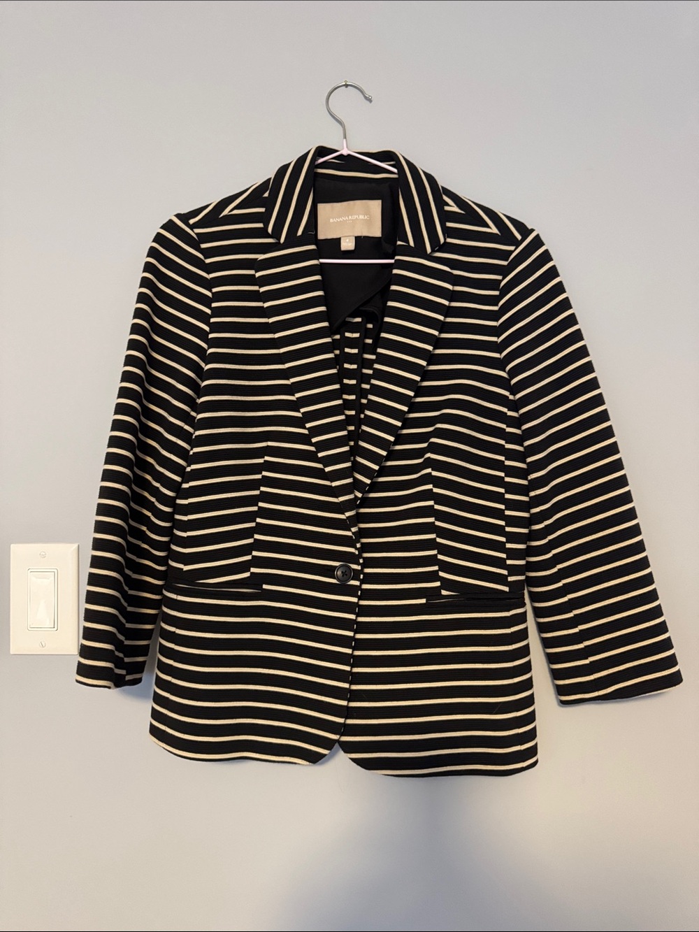 Banana Republic Black and Cream Striped Tailored Blazer